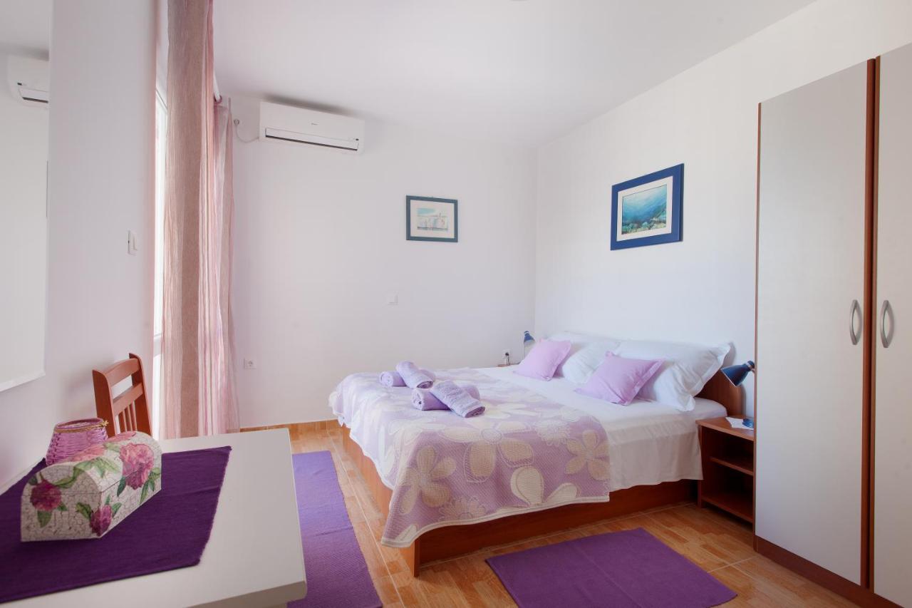 Villa Nedika Podgora Buitenkant foto